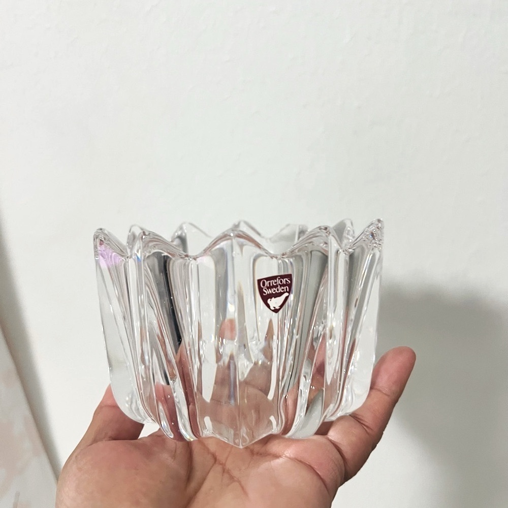 Orrefors Sweden Crown Clear Crystal Glass Art Bowl Fleur Shaped Decor